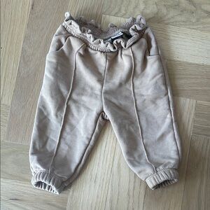 Zara Tan Joggers Relaxed Fit Sweatpants